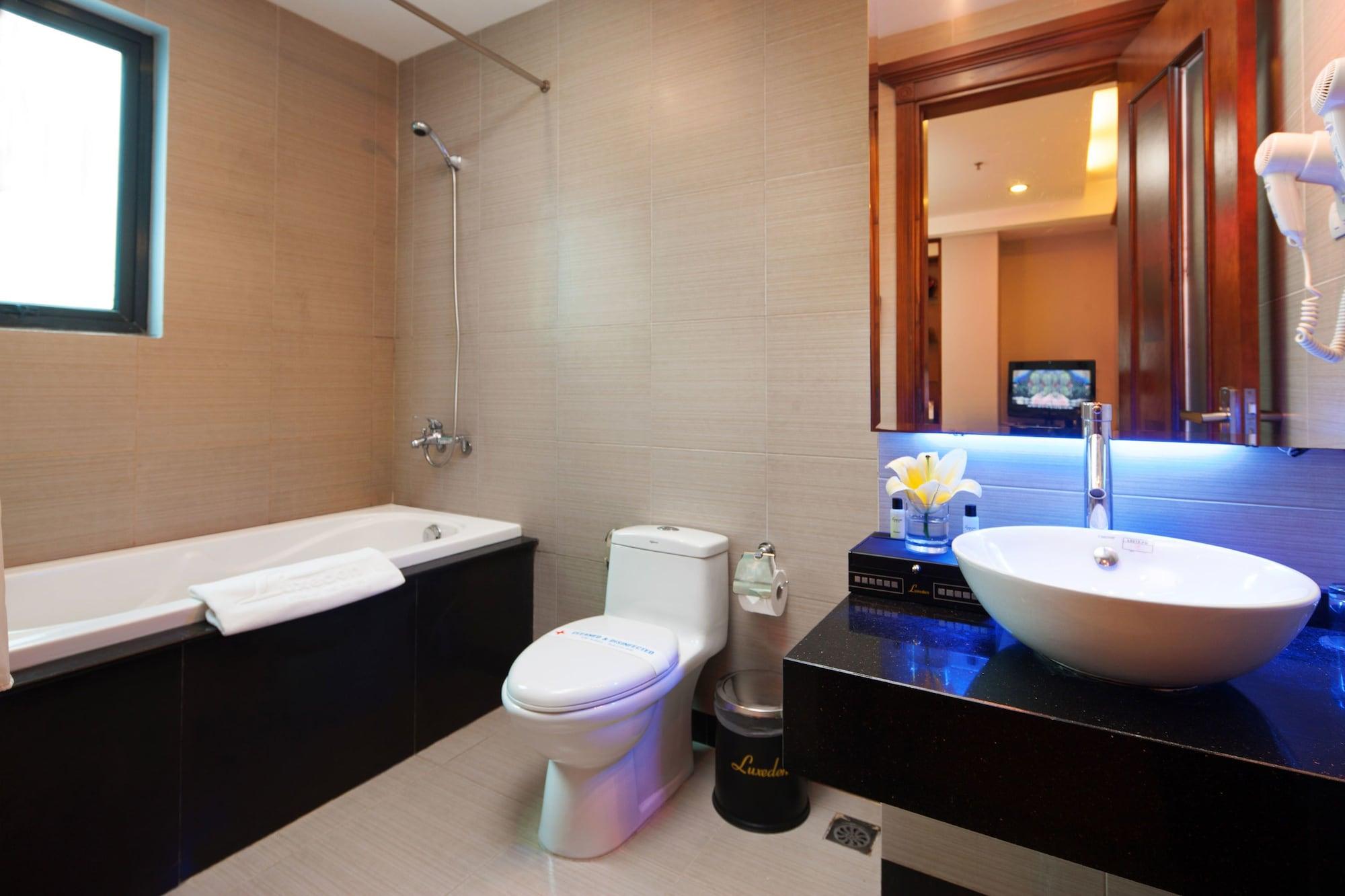 Luxeden Hotel Ханой Екстериор снимка