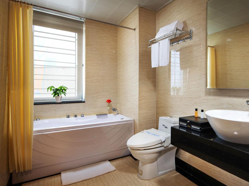 Luxeden Hotel Ханой Екстериор снимка