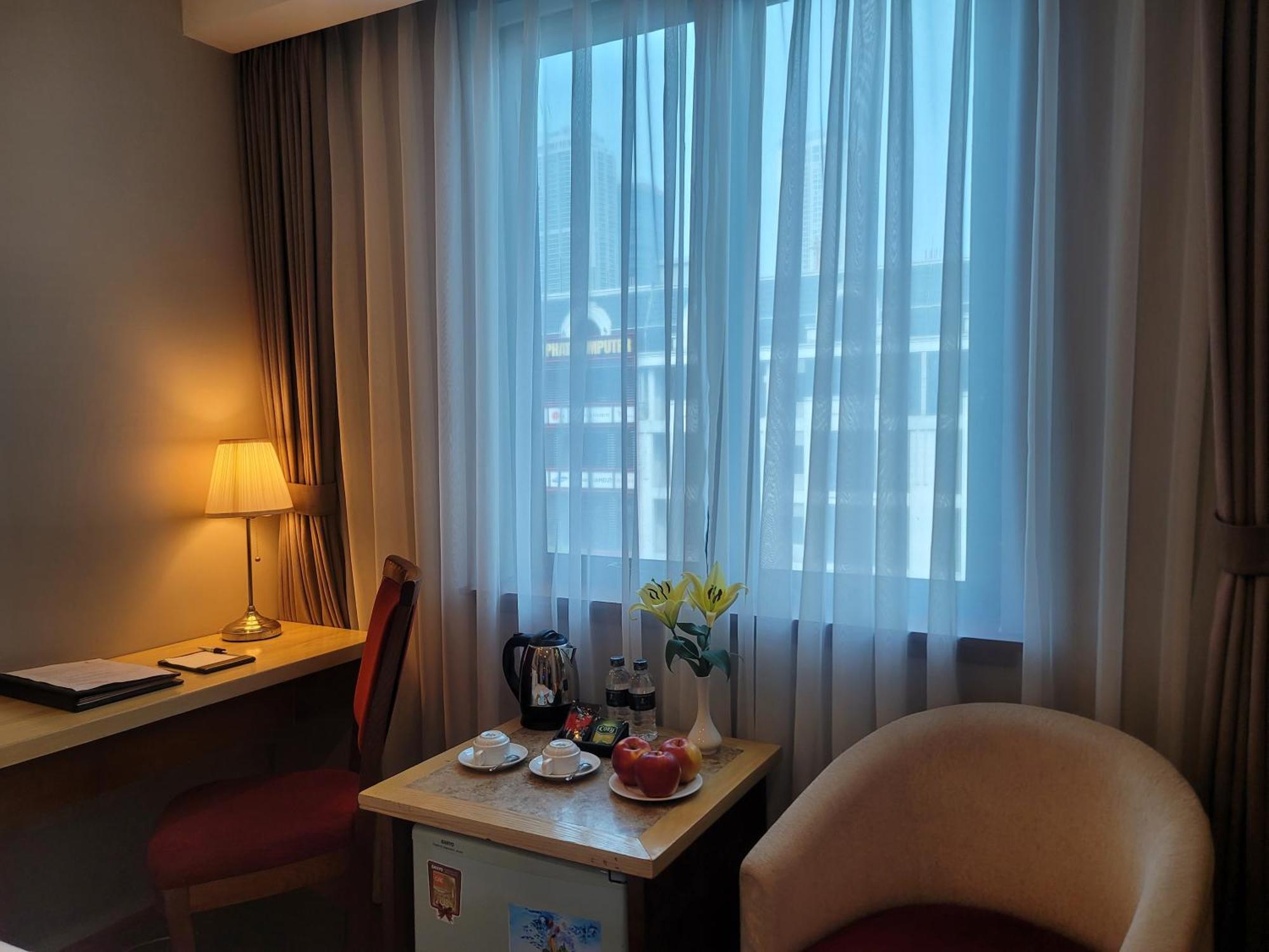 Luxeden Hotel Ханой Екстериор снимка