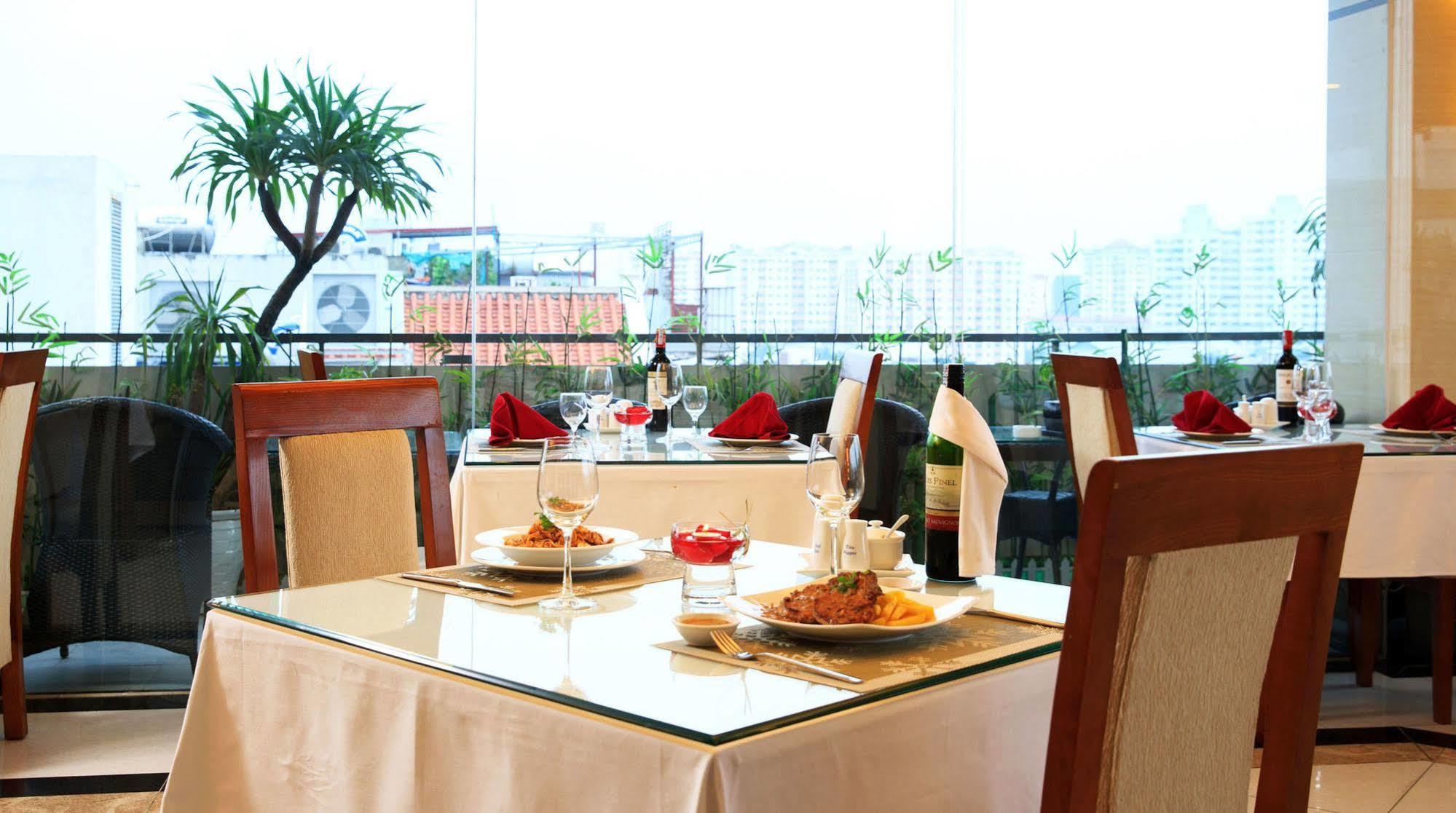 Luxeden Hotel Ханой Екстериор снимка